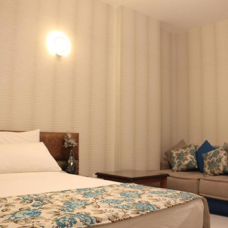 Camelot Hotel Jounieh Luaran gambar